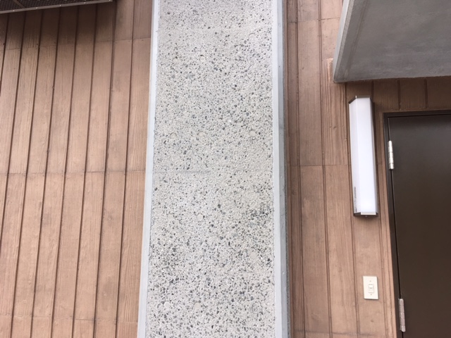 愛宕山文化交流センター新築工事　ビシャン斫り