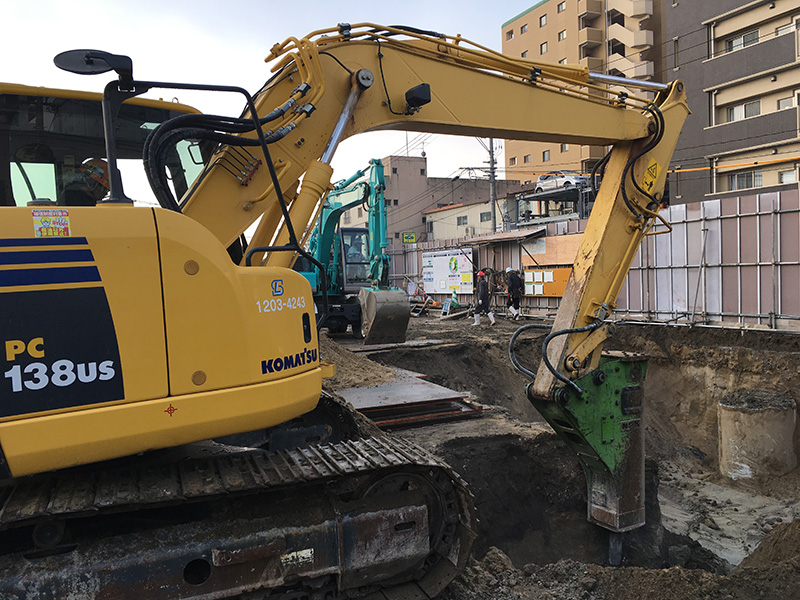 ポレスター宇品海岸様　重機解体工事