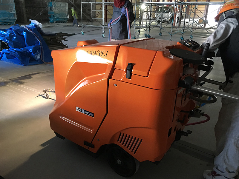 大和建設 大竹倉庫クラック誘発目地切断工事